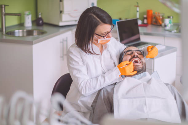 Best Walk-In Emergency Dental Services in Pasadena Hills, MO